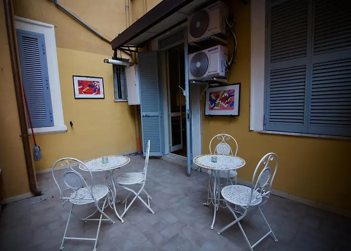 Home Art Colosseo
